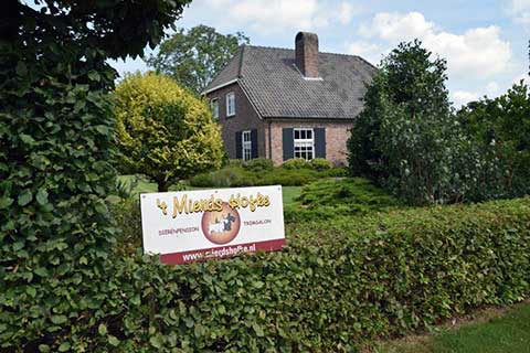 Dierenpension & trimslaon 't Mierds Hofke